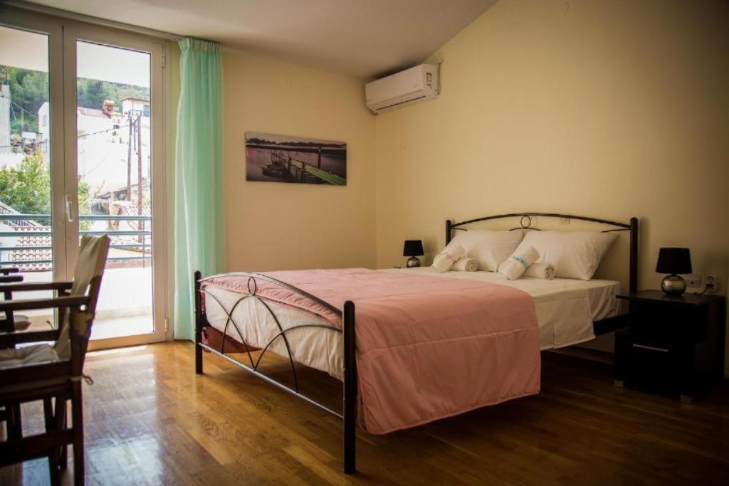 Aurora Family Loft Apartment Nafplio Bagian luar foto